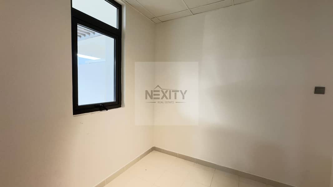 GENUINE LISTING | SINGLE ROW | R2M | 3BR MAID ROOM