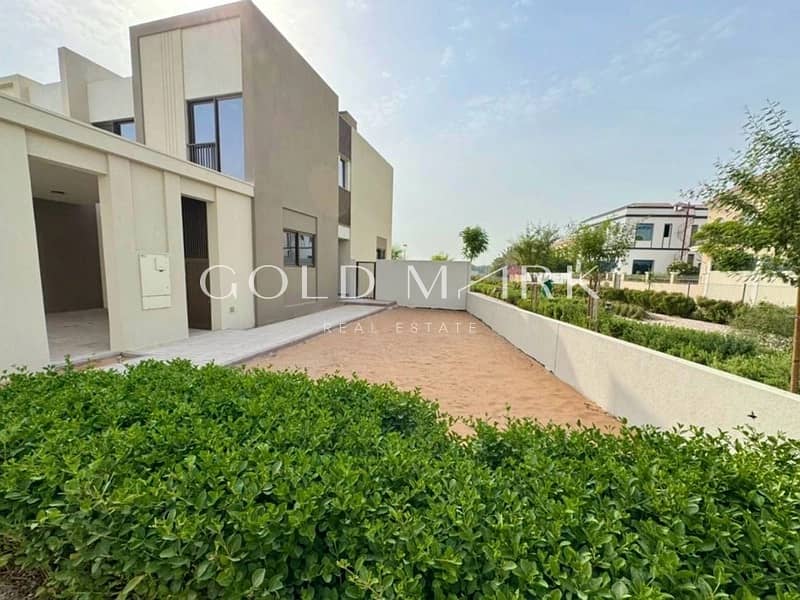 Biggest Plot I Close to Pool I Single Row Villa