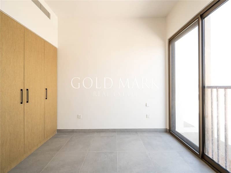 Large Terrace | Ready To Move In | Prime Location