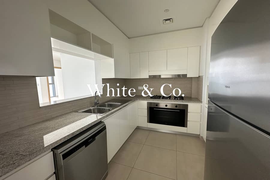 Burj Khalifa View | Spacious | High Floor