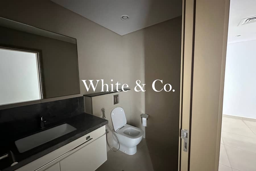 Burj Khalifa View | Spacious | High Floor - Image 14