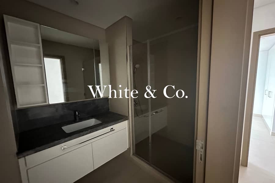 Burj Khalifa View | Spacious | High Floor - Image 15