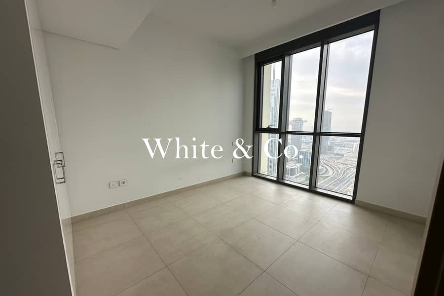 Burj Khalifa View | Spacious | High Floor - Image 19