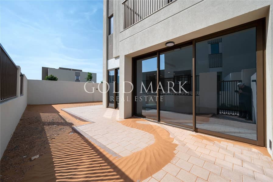 Biggest Plot I Close to Pool I Single Row Villa - Image 9