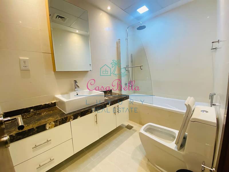 Full Marina View | Spacious Apt | Chiller Free - Image 6