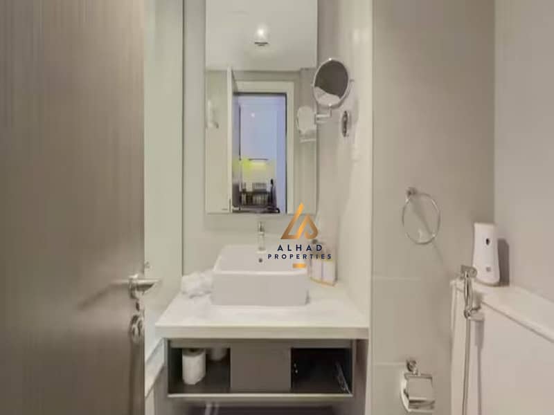 prime location luxury furnished 4 cheques - Image 6