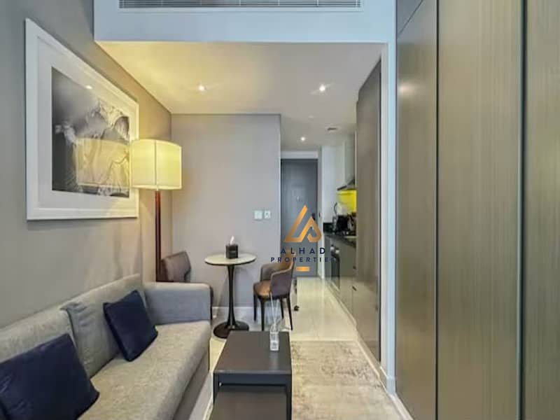 prime location luxury furnished 4 cheques - Image 11