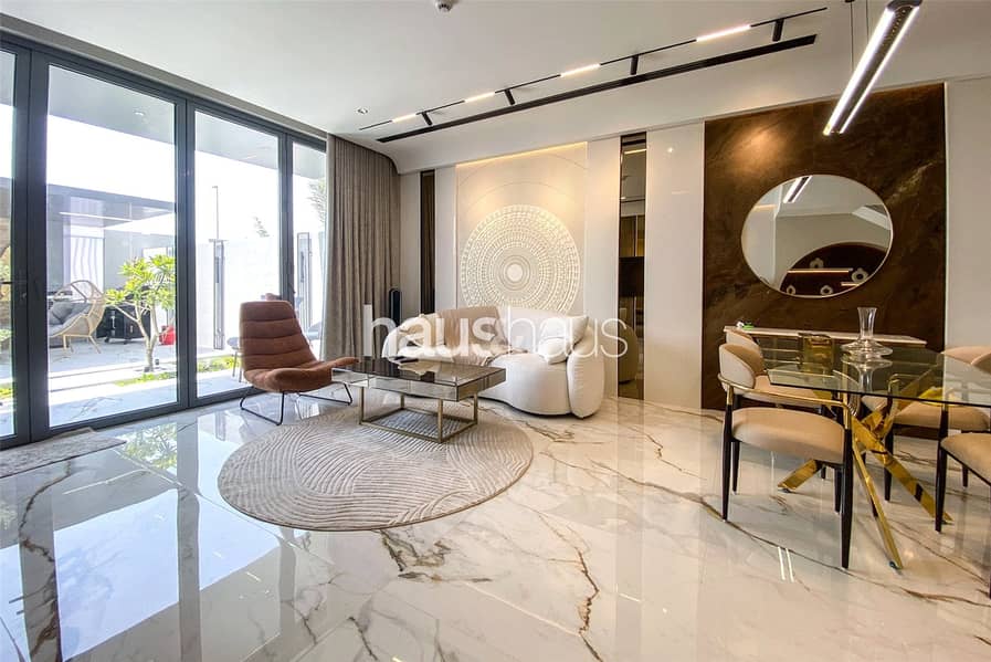 Fully Upgraded | Vacant | Single Row | High Level