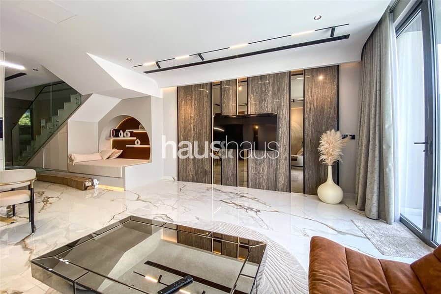 Fully Upgraded | Vacant | Single Row | High Level