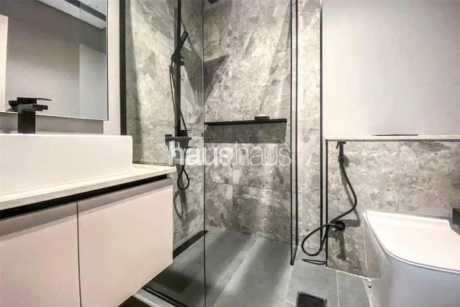 Fully Upgraded | Vacant | Single Row | High Level - Image 15