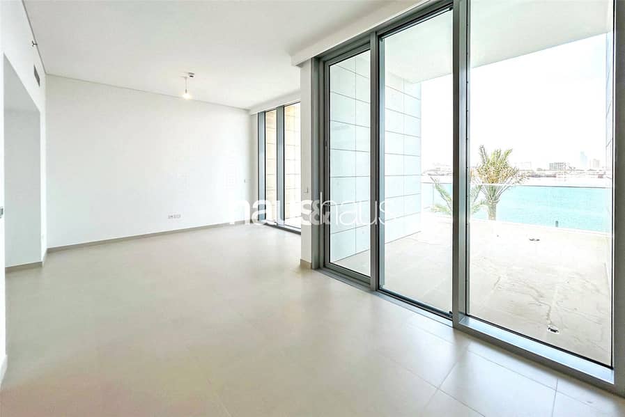 Large Terrace | Rare | Full Sea and Burj View