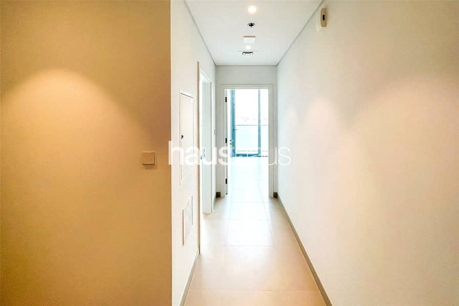 Large Terrace | Rare | Full Sea and Burj View - Image 19