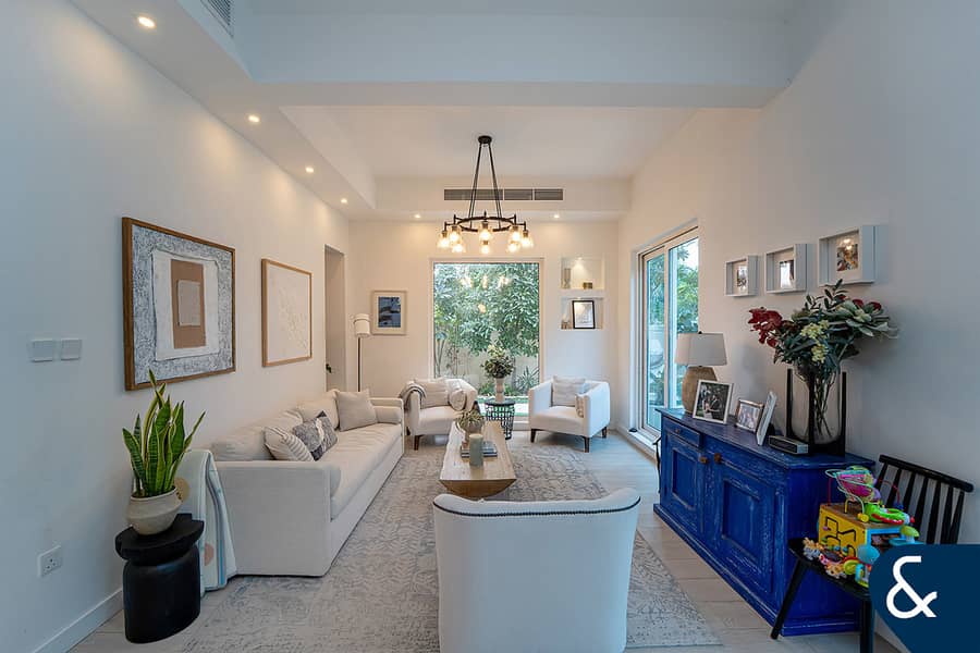 Extended | Upgraded | 4 Bed + Maids | Corner - Image 6