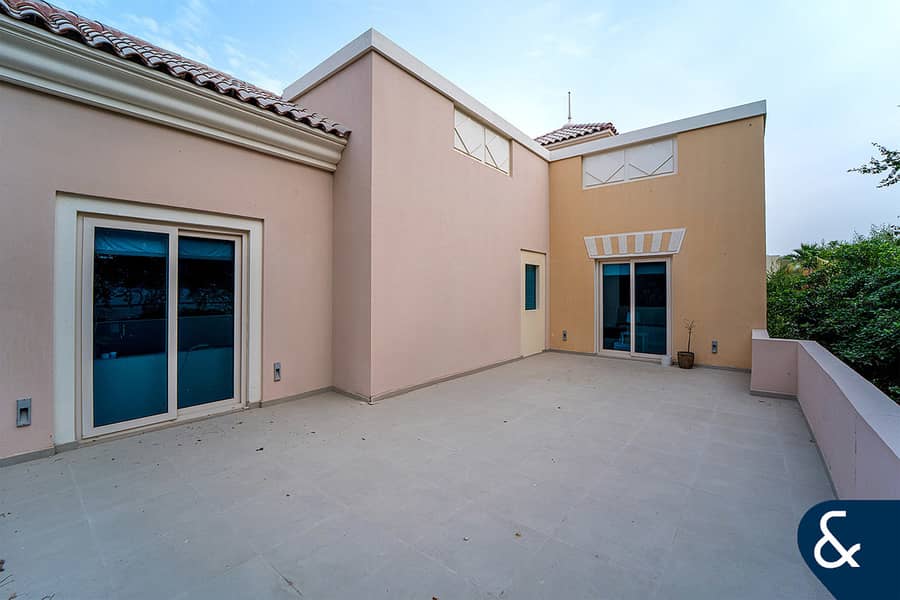 Extended | Upgraded | 4 Bed + Maids | Corner - Image 16