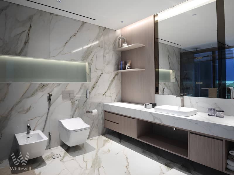 Marina Skyline and Sea View | High Floor | Corner Unit