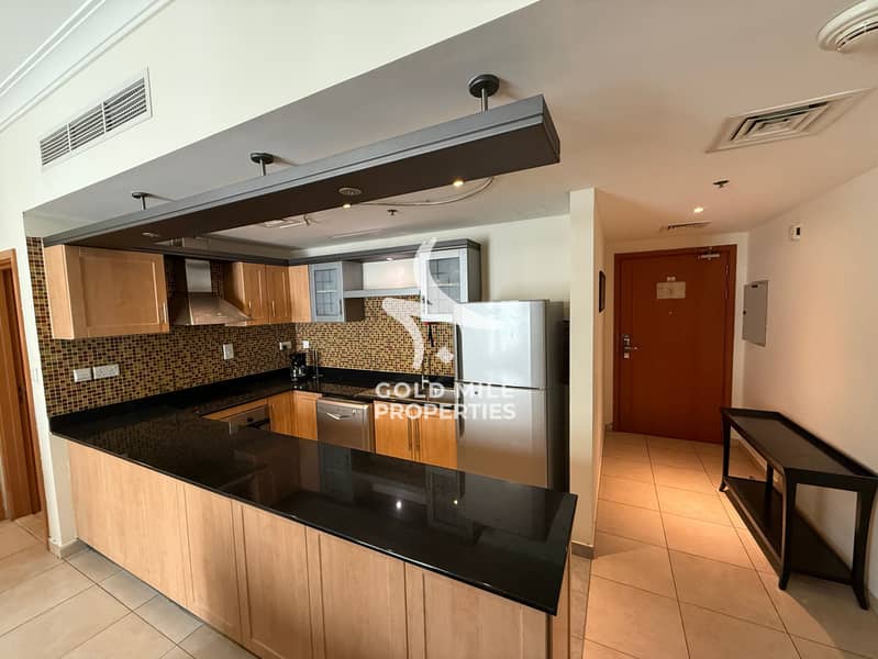 Fully Furnished - Family Residence - Near MOE - Gym Pool Parking - Image 9