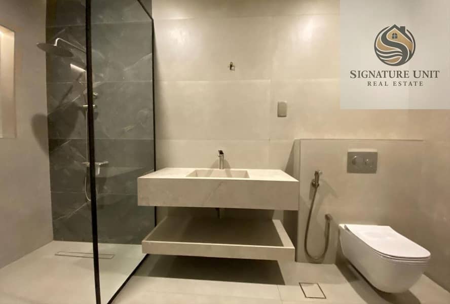 Brand New | 5BR+Maid | Prime Location - Image 22