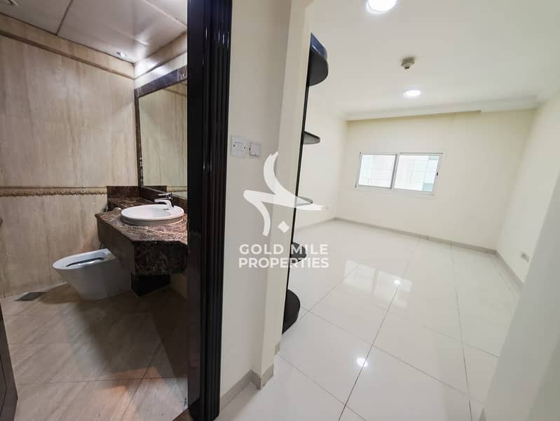 Spacious 1BHK || Family Residence || Near MOE || All Amenities - Image 6