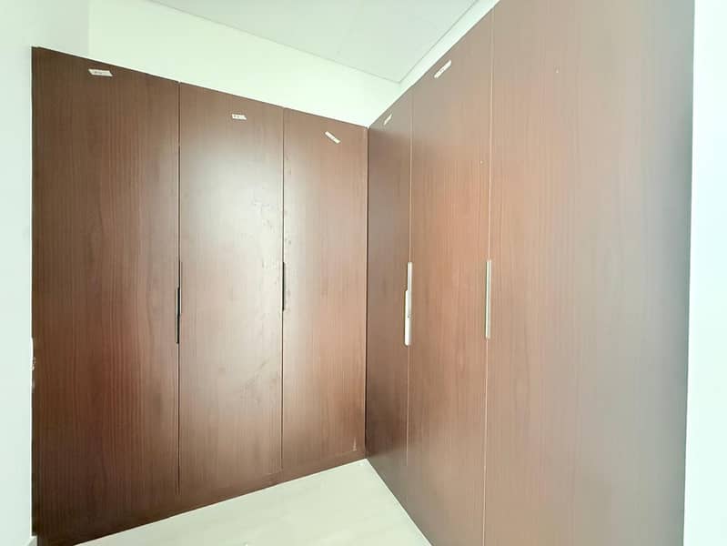 LUXURY VILLA | MODERN STYLE | PRIME LOCATION - Image 11