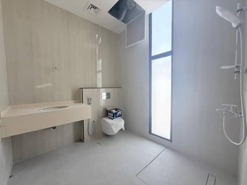 LUXURY VILLA | MODERN STYLE | PRIME LOCATION - Image 18