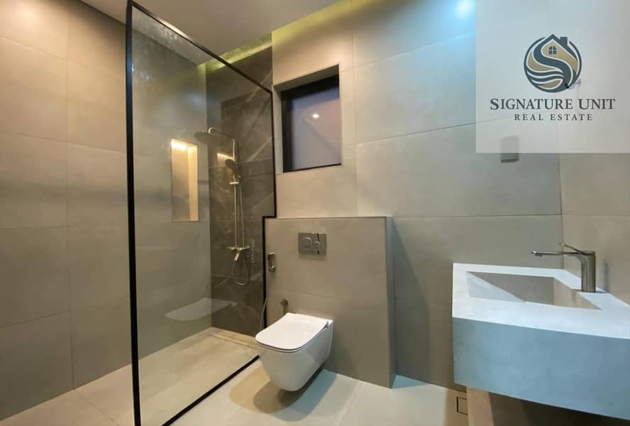 Brand New | 5BR+Maid | Prime Location - Image 19