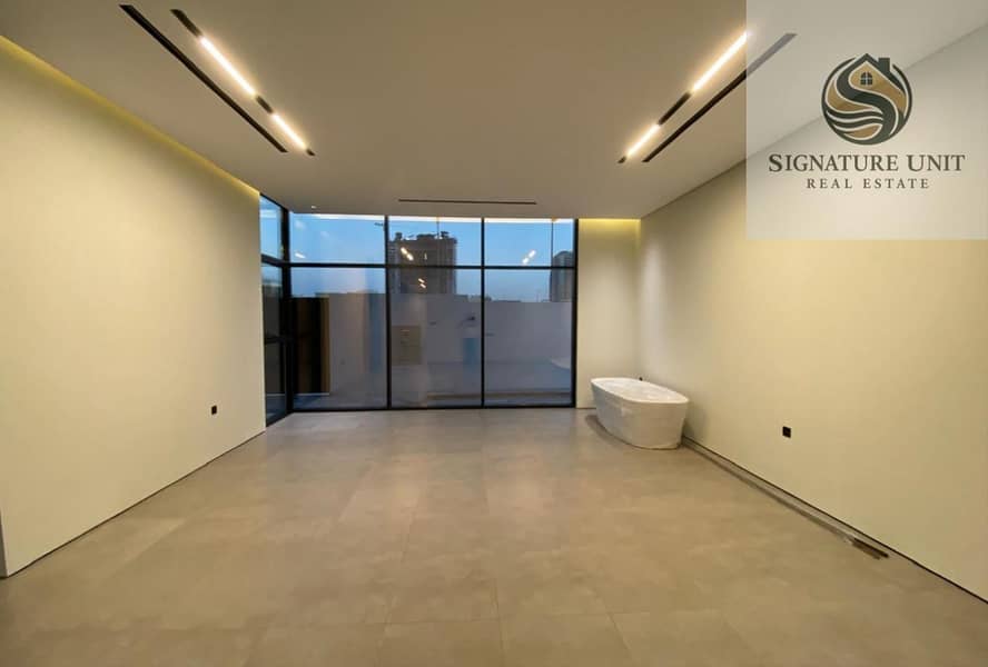 Brand New | 5BR+Maid | Prime Location - Image 11