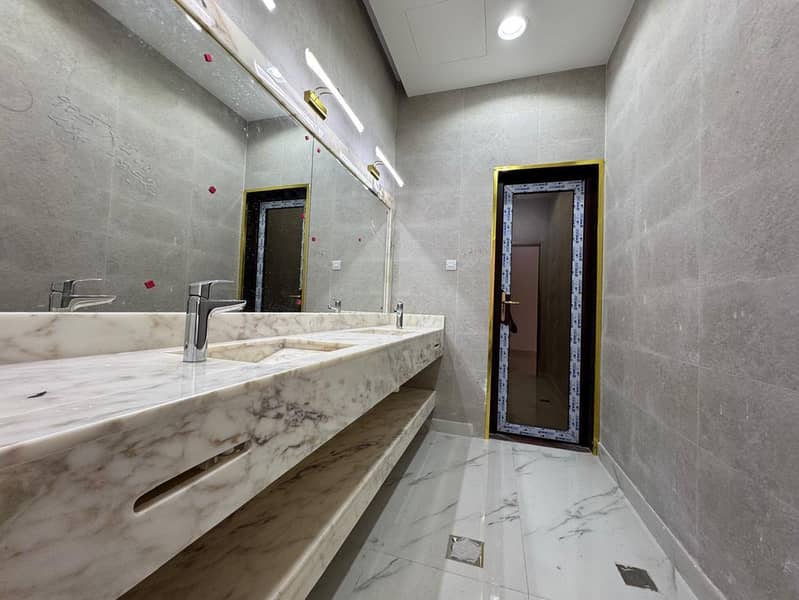 Modern Layout | Spacious | Private Pool - Image 21