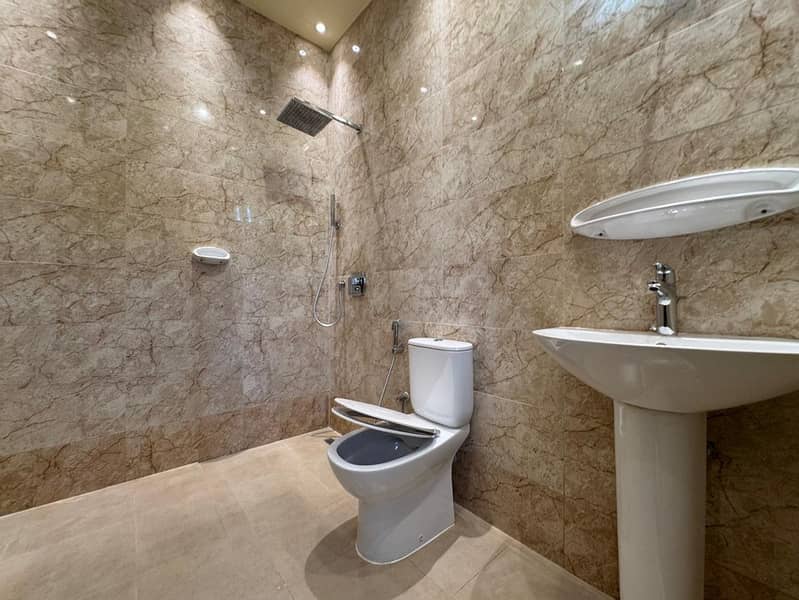 Modern Layout | Spacious | Private Pool - Image 31