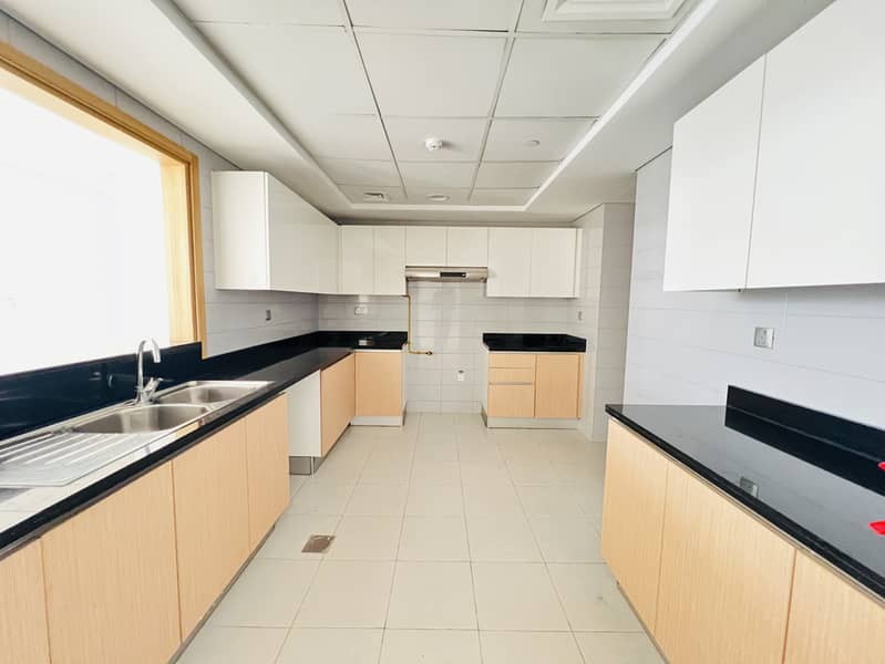 Road View 3BhK With Maid Room || Ready to Move In || For family only