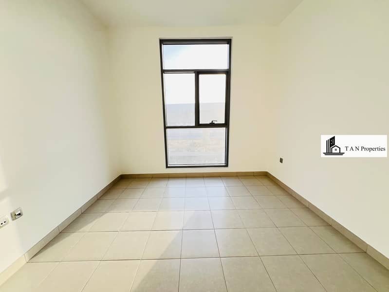 Road View 3BhK With Maid Room || Ready to Move In || For family only - Image 7