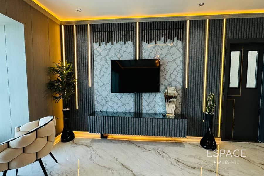 Luxury Penthouse | Upgraded | Panoramic Sea and Palm View - Image 16