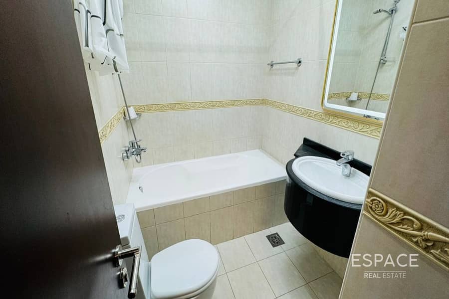 Luxury Penthouse | Upgraded | Panoramic Sea and Palm View - Image 18