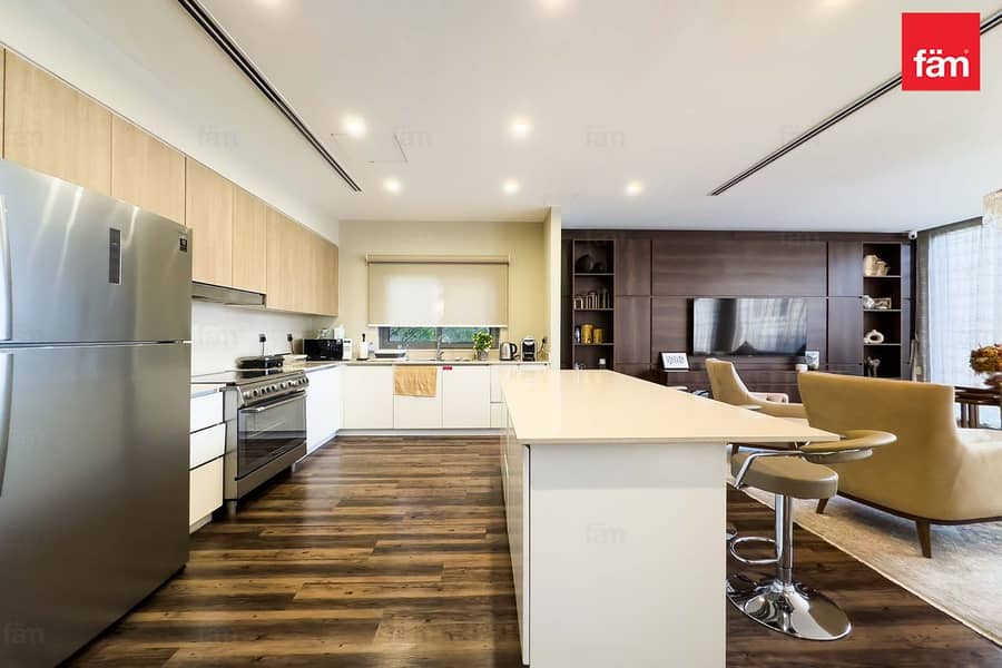 Single Row | Fully Extended | Upgraded | Vacant - Image 7