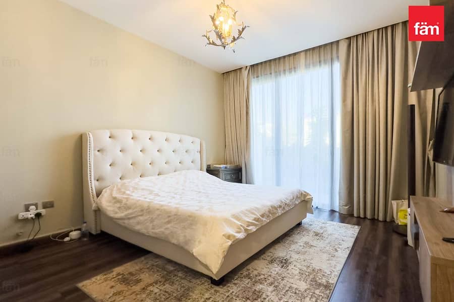 Single Row | Fully Extended | Upgraded | Vacant - Image 11