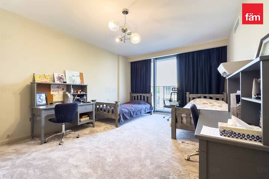 Single Row | Fully Extended | Upgraded | Vacant - Image 13