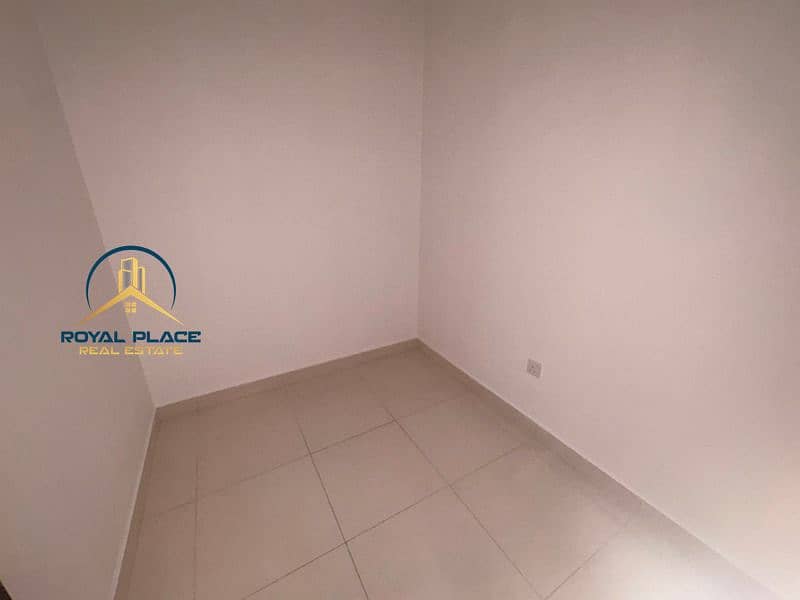 Marina View | Spacious Layout | Chiller Free - Image 7