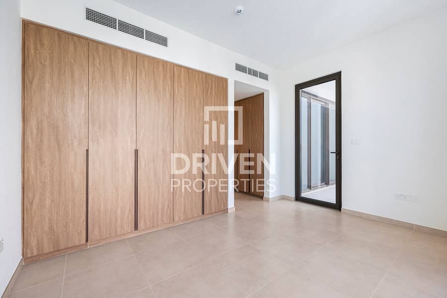 Vacant | Corner and Brand New Villa | Near to Park