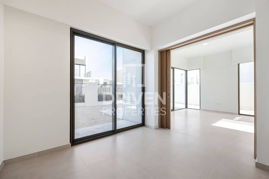 Vacant | Corner and Brand New Villa | Near to Park - Image 11