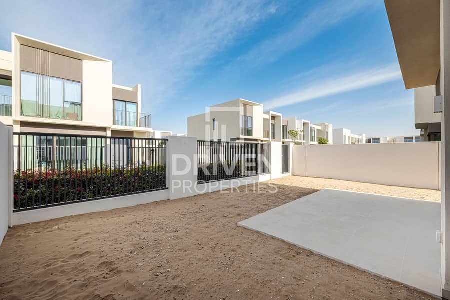 Vacant | Corner and Brand New Villa | Near to Park - Image 19