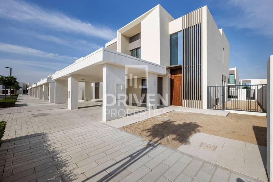 Vacant | Corner and Brand New Villa | Near to Park - Image 21
