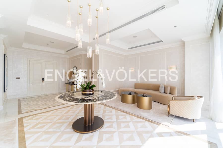 Full Floor Penthouse | Beach | 360° Views | Luxury