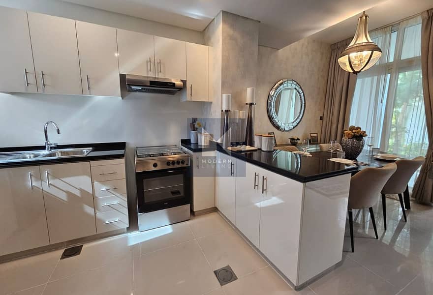 Furnished | Corner | Beautiful Garden | RR-EM