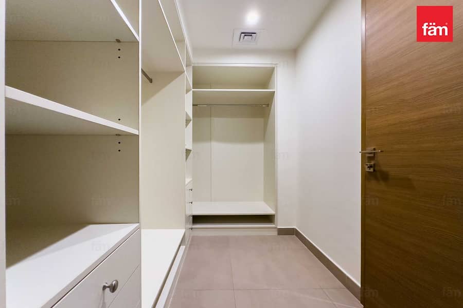 Single Row | Large Plot | Community Expert |Corner - Image 14