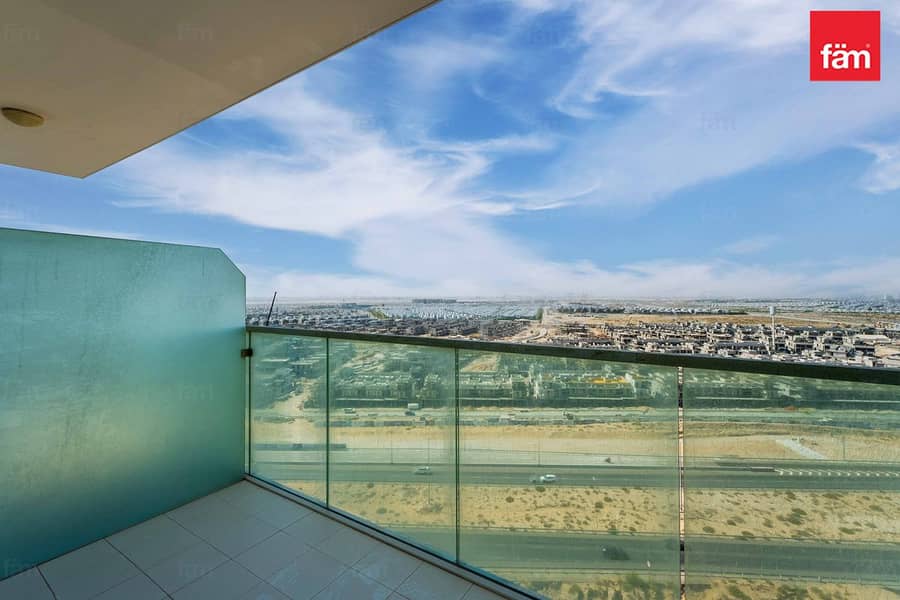 Corner Unit l Golf View l High Floor