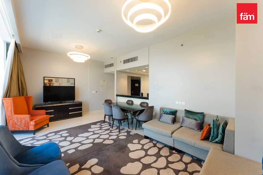 Corner Unit l Golf View l High Floor - Image 10