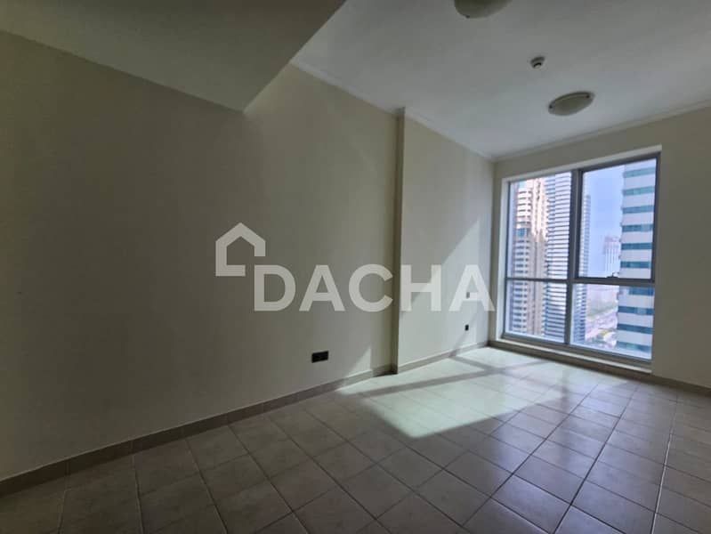 Fully Upgraded | Unfurnished | Mid Floor | Vacant - Image 6