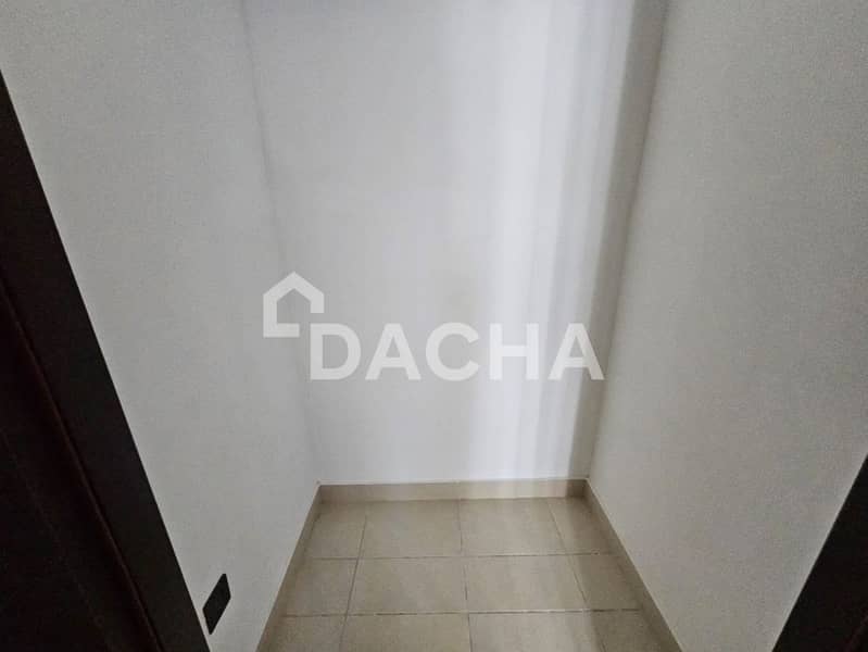 Fully Upgraded | Unfurnished | Mid Floor | Vacant - Image 13