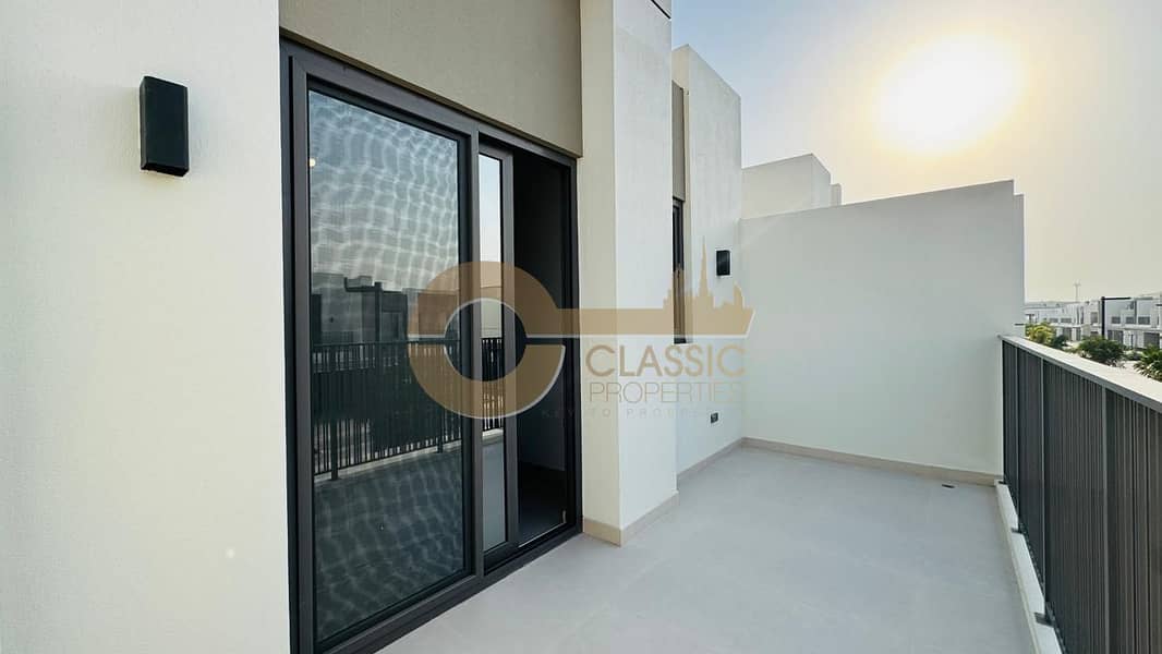 MODERN 3 BEDROOM TOWNHOUSE | UPGRADED | BRAND NEW - Image 19