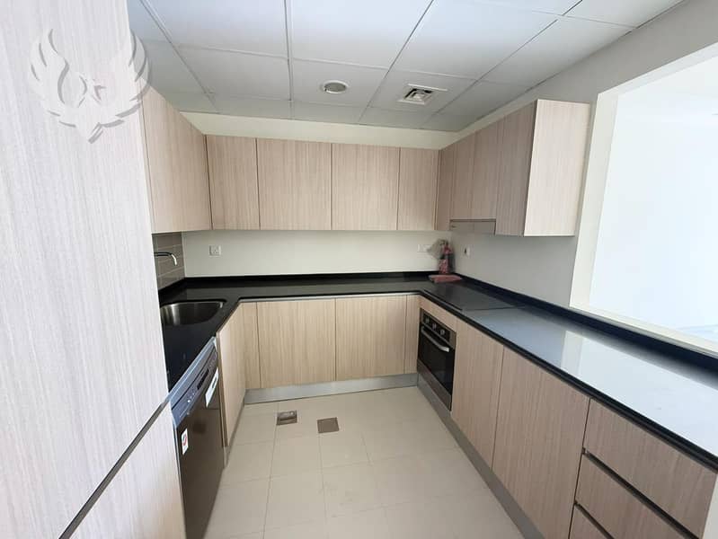 Big Plot | Vacant | Single Row