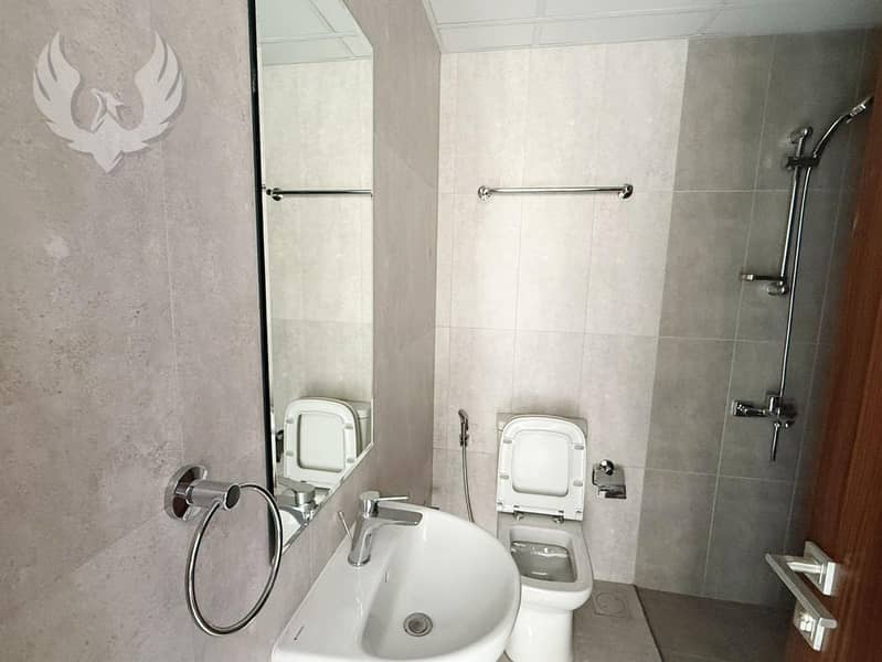 Big Plot | Vacant | Single Row - Image 10